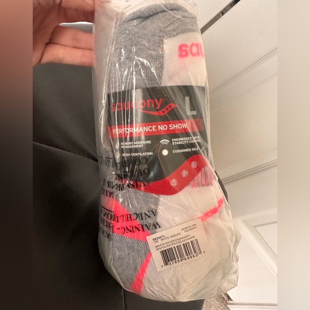 Saucony Performance No Show Socks